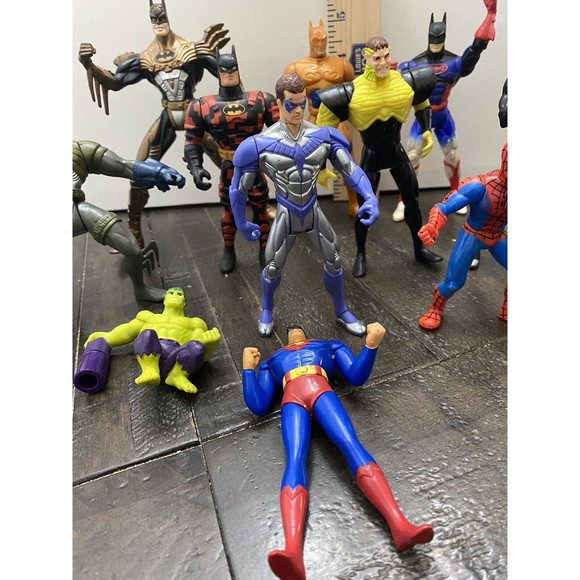 Huge 1990's Kenner DC Lot of 12 action figures Movie/ Comic/Animated Two Marvel - Picture 10 of 12